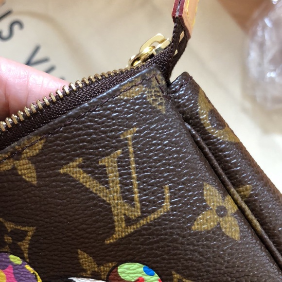 🌼🌼 AUTHENTIC 🌼🌼 Louis Vuitton Murakami Panda Pochette - Picture 15 of 16